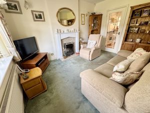 Lounge- click for photo gallery